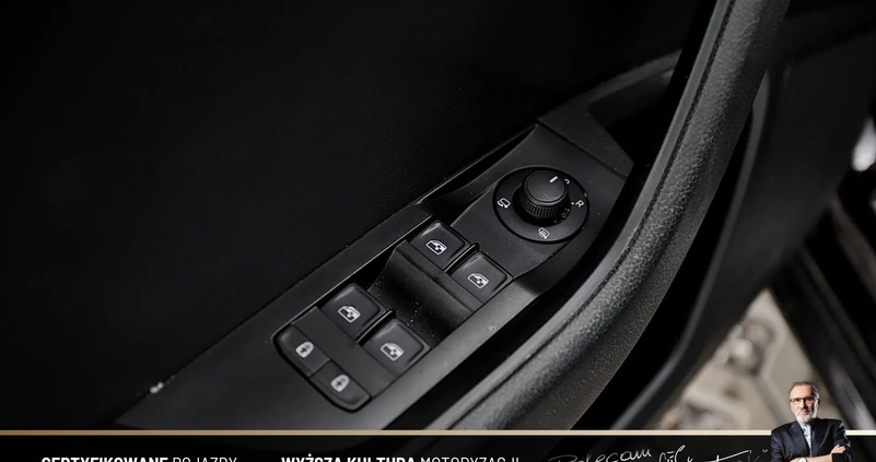 Skoda Superb cena 78899 przebieg: 166077, rok produkcji 2019 z Parczew małe 596